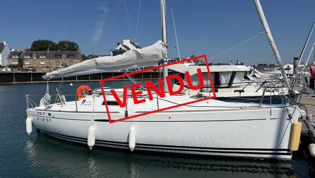 Voilier occasion Arnaud Bareyre Yachting - Bénéteau First 25.7 S